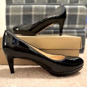 Cole Haan Air Chelsea Black Low Pump Patent Leather Nike Air